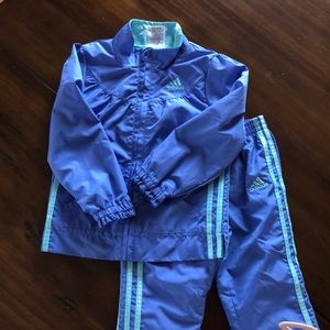 Adidas track suit in 4T